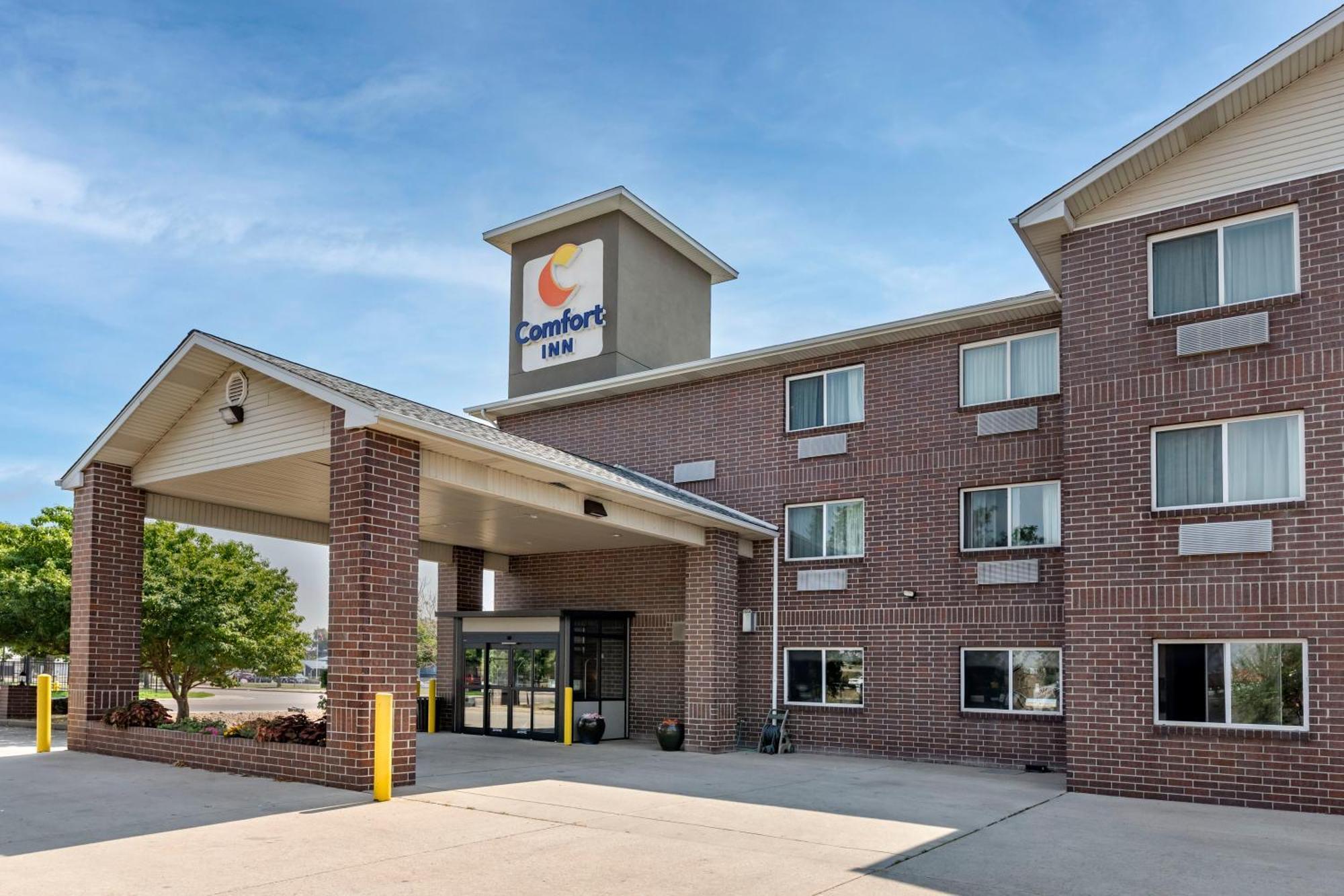 Comfort Inn Denver West Arvada Station Wheat Ridge Exterior photo