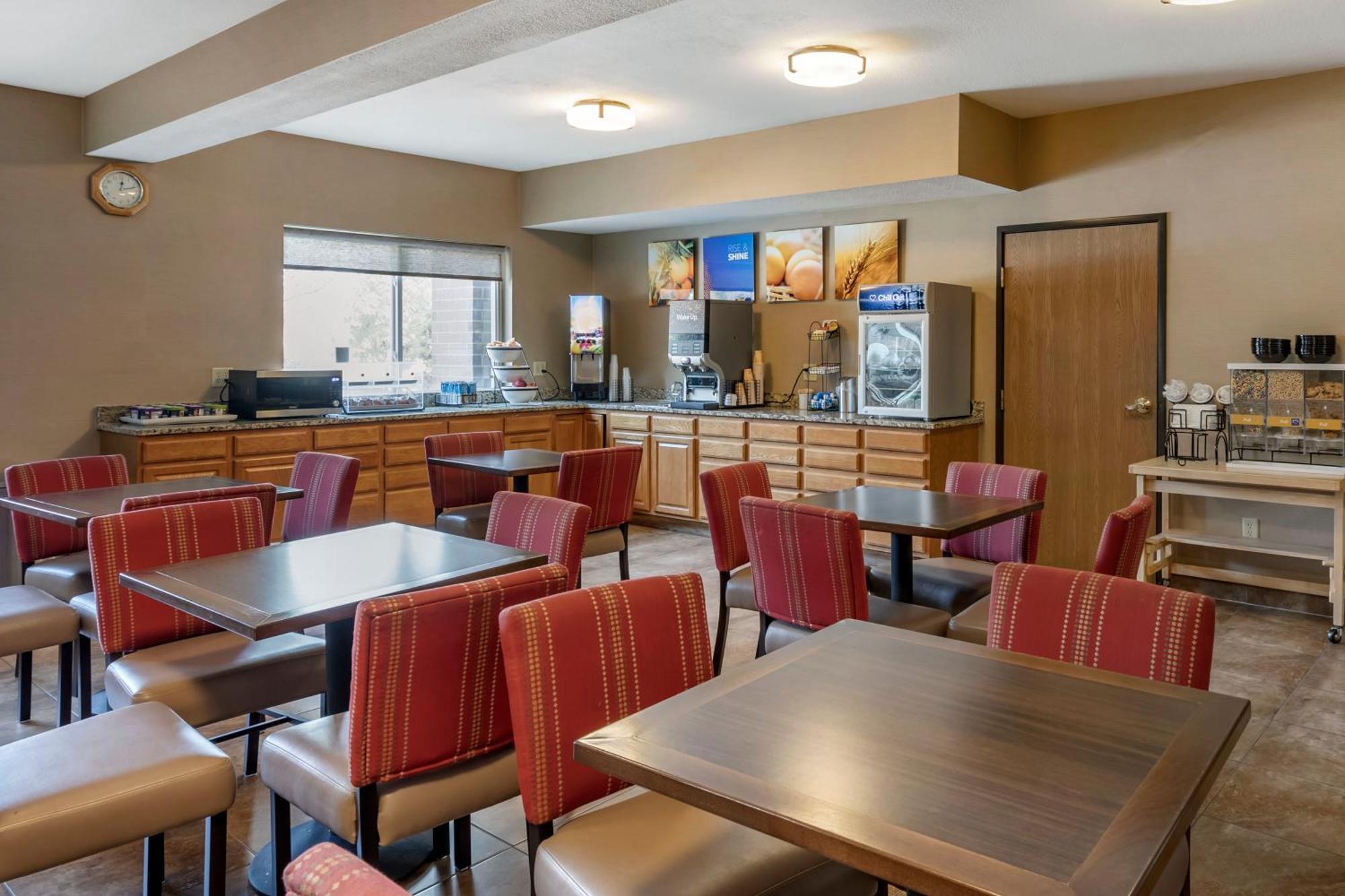 Comfort Inn Denver West Arvada Station Wheat Ridge Exterior photo