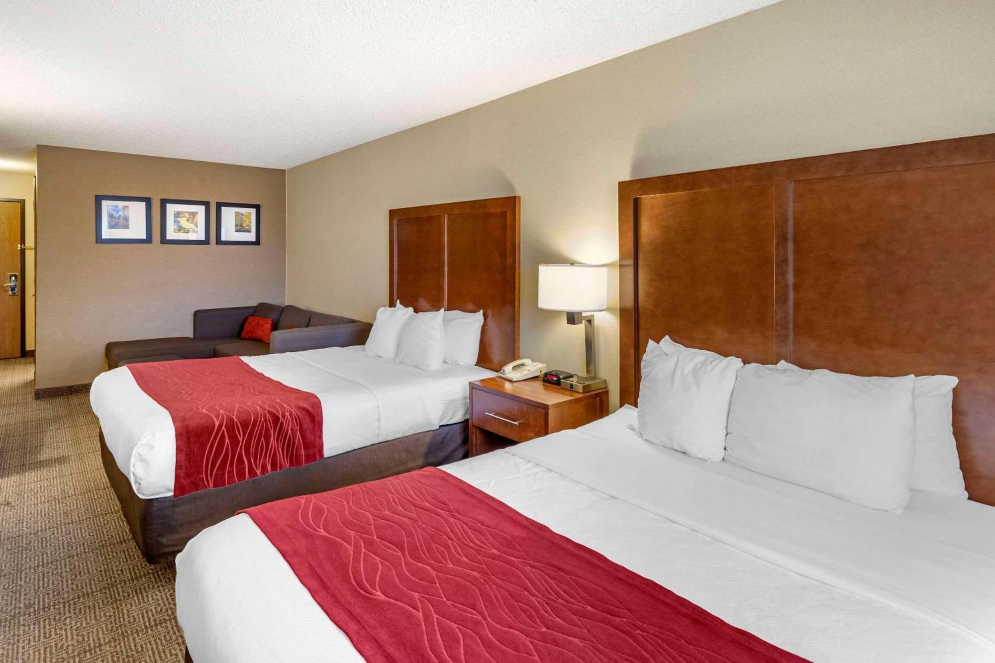 Comfort Inn Denver West Arvada Station Wheat Ridge Exterior photo