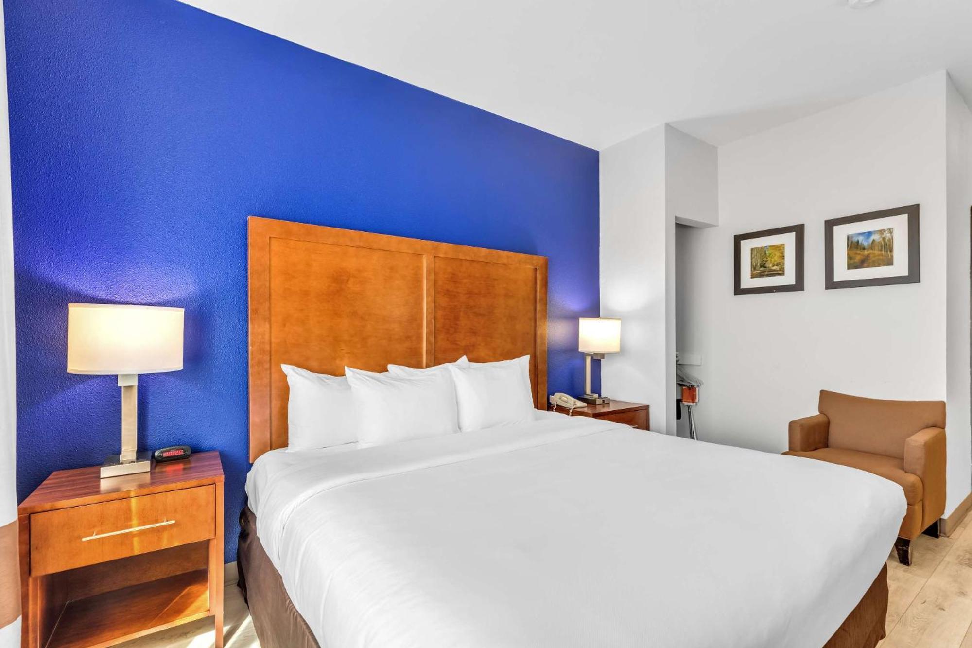 Comfort Inn Denver West Arvada Station Wheat Ridge Exterior photo